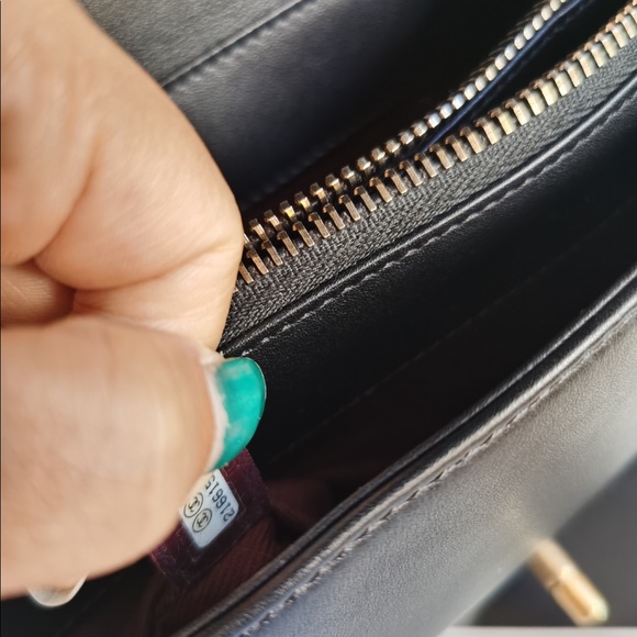 Chanel Most Wanted Princess Enamel Calfskin Bag - Picture 10 of 15